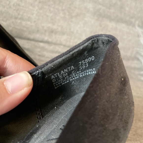 6.5 Kardashian Studded Black Suede Heels - Picture 4 of 8